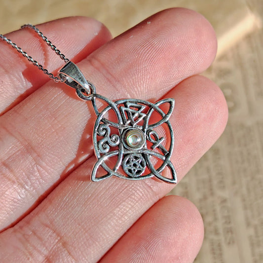 Colgante Nudo de Bruja con Abulón y Símbolos Sagrados - Plata de Ley 925