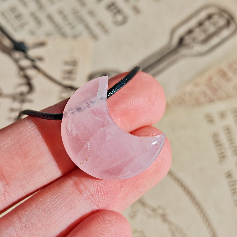 Collar Luna de Cuarzo Rosa - Edición Imperfecta