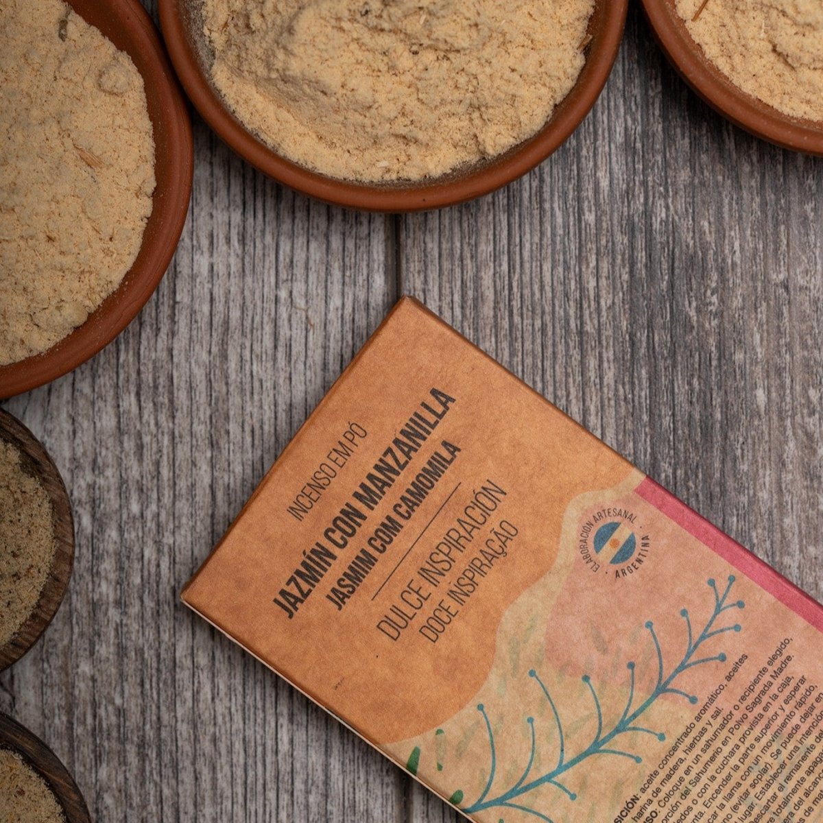 Incienso en Polvo Jazmín con Manzanilla - Sagrada Madre