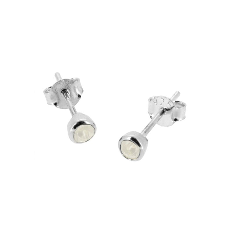 Pendientes 'Alexandra' de piedra de luna de Mystical Tienda, con diseño elegante y brillante en acabado plateado.