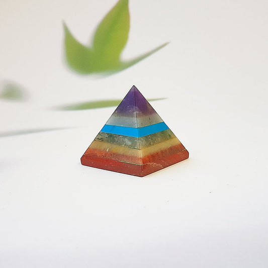 Pirámide de los Chakras 2'5x2'5cm - Sensaido