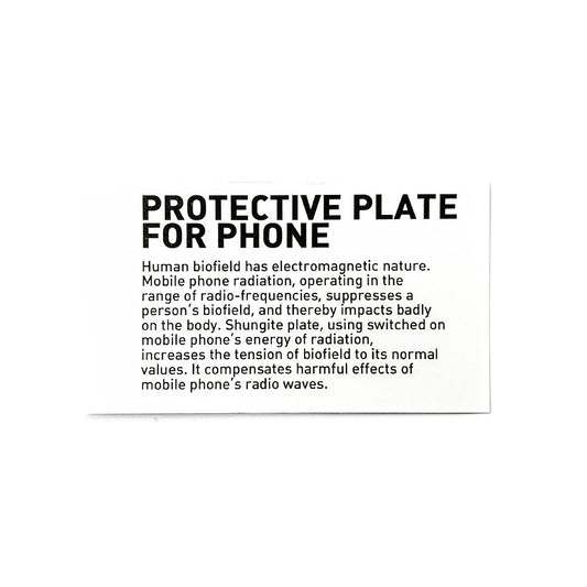 Placa adhesiva rectangular de shungit para móvil, protección energética, con superficie negra y tamaño compacto.