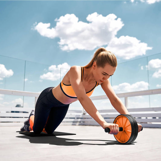Set de rodillo abdominal y alfombrilla ergonómica de 2 niveles, ideal para ejercicio abdominal, de la marca Innovagizmo.