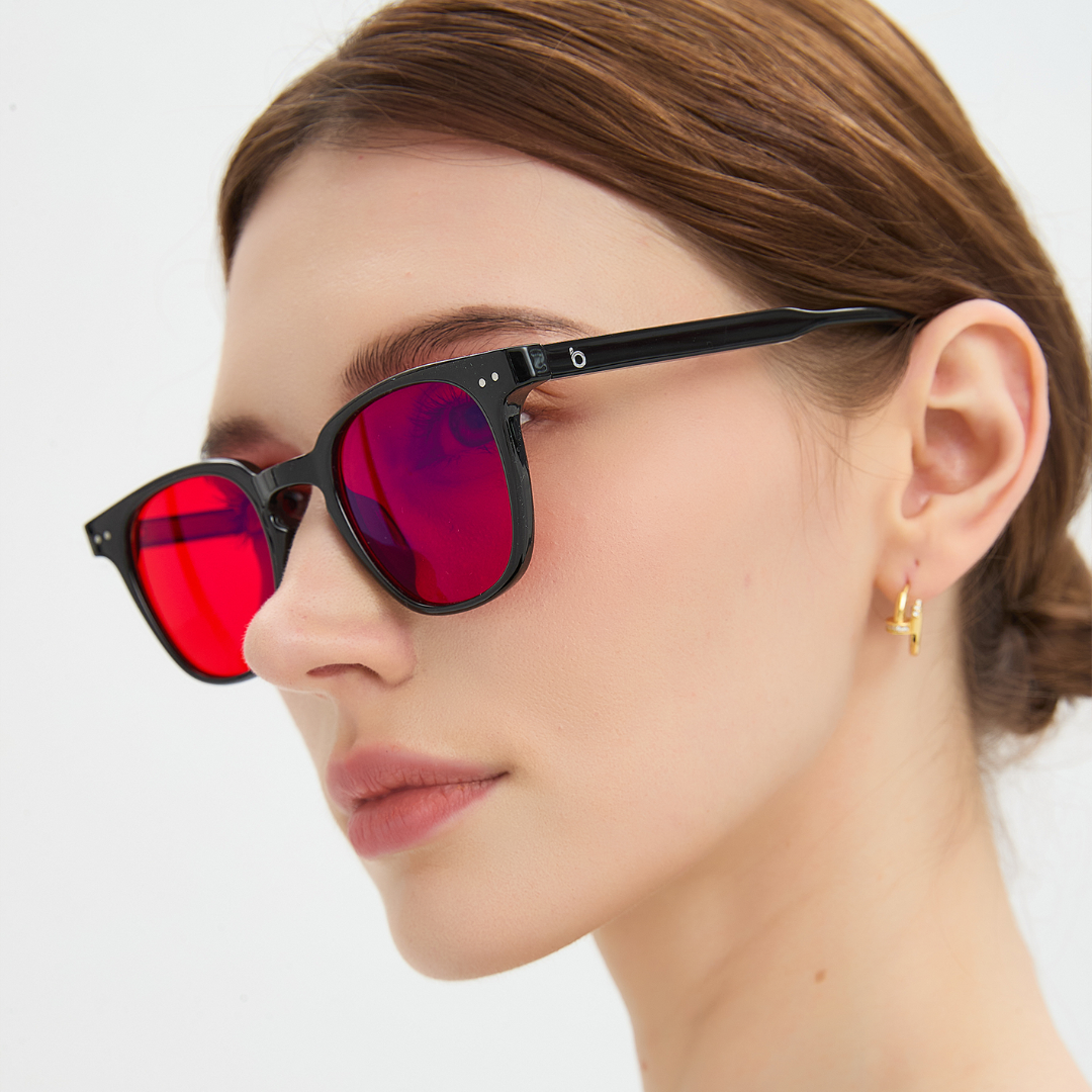 Gafas para dormir Da Vinci Sleep Glasses de Warblue, protección nocturna, con lentes oscuros y diseño cómodo para descansar.