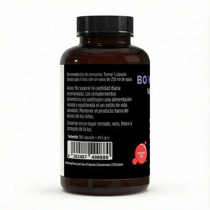 Suplemento de vitamina D3 4,000 IU en cápsulas blandas de BORNSTRONG FITNESS, 180 softgels en un frasco.