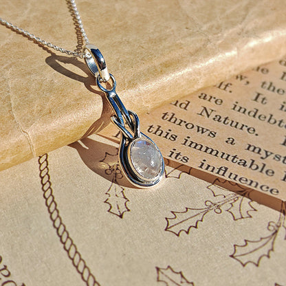 Colgante Arwen Piedra de Luna y Plata de Ley 925 - Sensaido