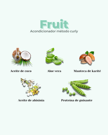 Acondicionador sólido ecológico BANBU con ingredientes naturales para cabello rizado, en envase visible y textura sólida