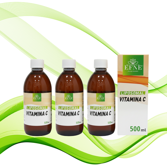Tres frascos de 500 ml de vitamina C liposomal EFNE, con 1050 mg, en envases con etiquetas y tapones en la imagen.