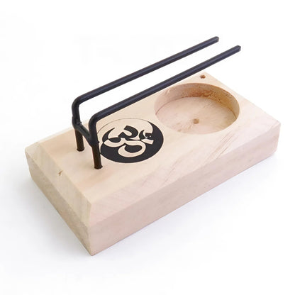 Incensario de soporte para quemador de palo santo y sahumerio, con diseño de Mystical Tienda, muestra un soporte decorativo de cerámica.