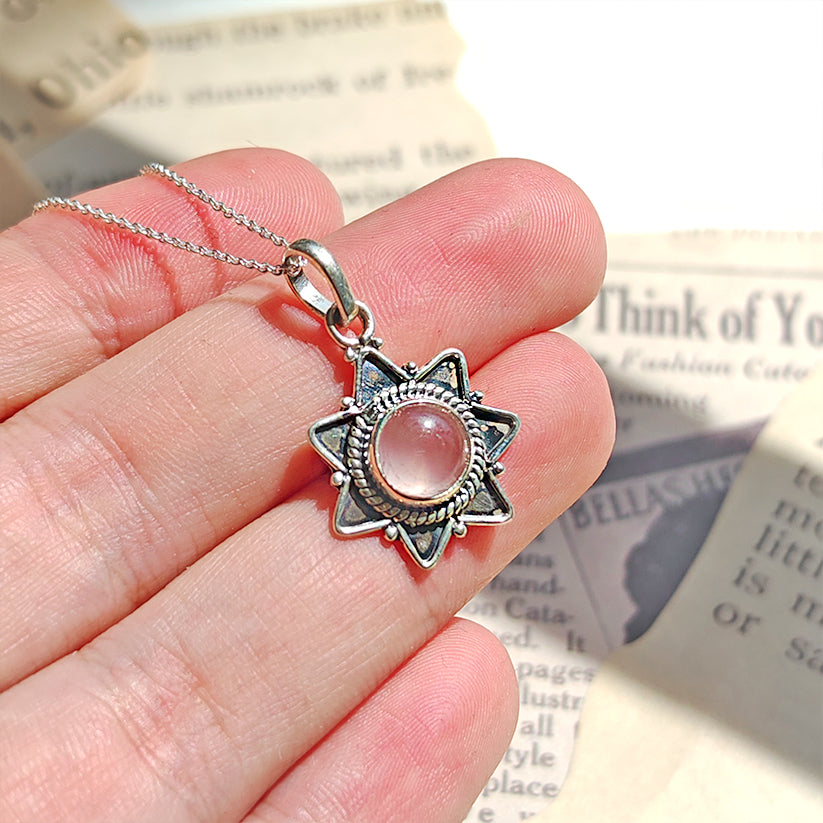 Colgante 'Astraea' Cuarzo Rosa y Plata de Ley 925