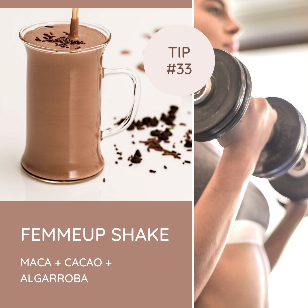 Batido FemmeUp Creatina en vaso con polvo blanco y tapa, suplemento de fitness para mujeres, marca FemmeUp.
