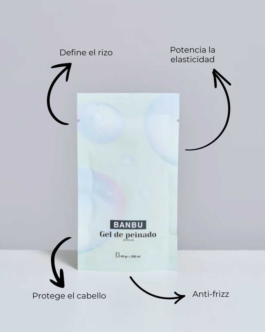 Gel de peinado ecológico BANBU para cabello rizado, con fórmula definidora y natural, ideal para peinados con ondas y rizos.