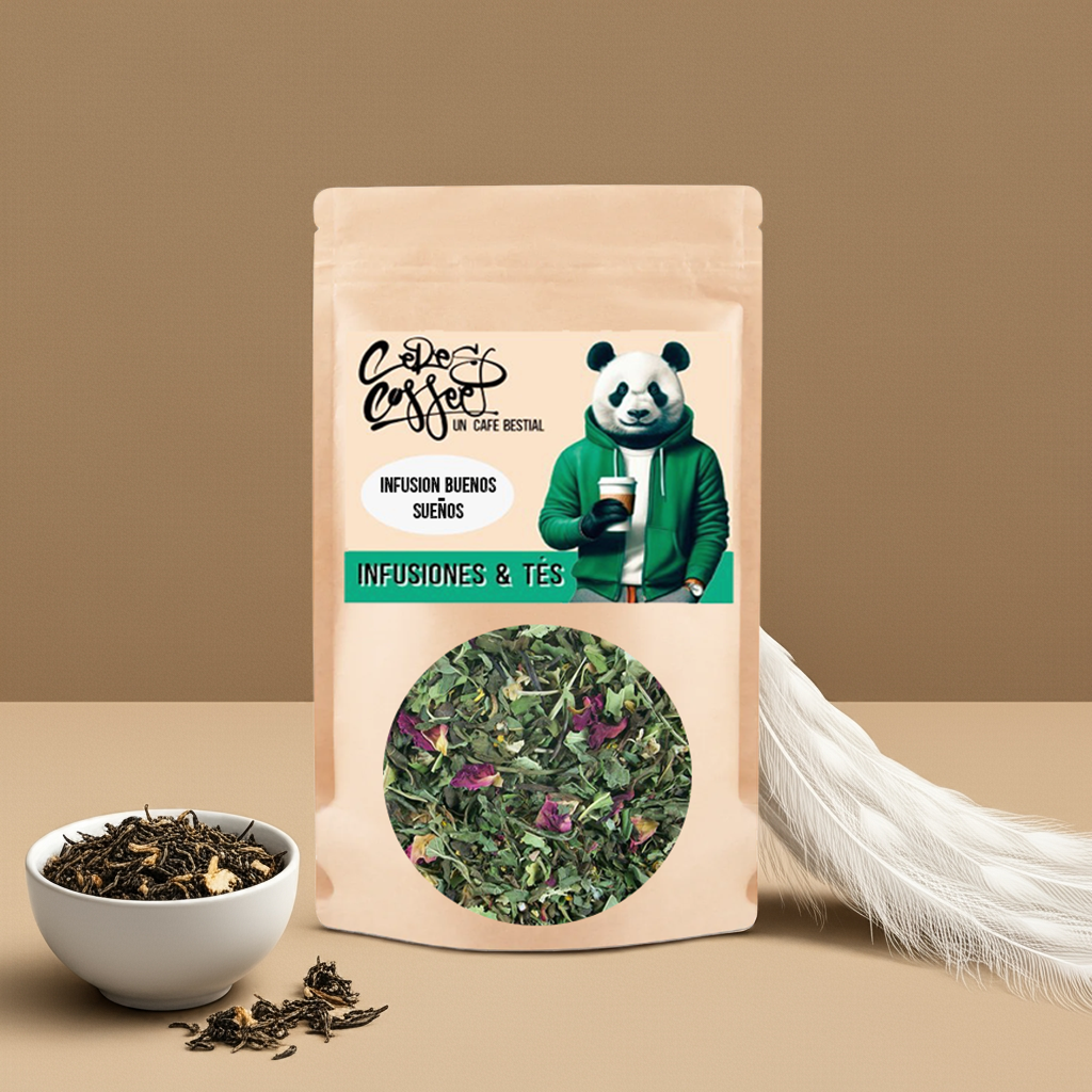 Infusión Buenos Sueños de Ceres Coffee en taza, con hierbas relajantes y un ambiente tranquilo para dormir mejor.