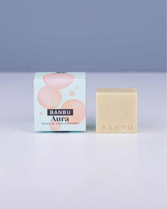 Mousse facial ecológica Aura de BANBU en envase, limpia piel normal y seca con fórmula suave y natural.