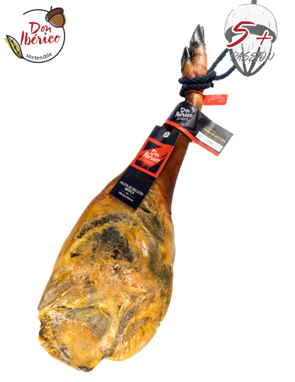 Jamón de Bellota Ibérica 75% raza ibérica de la marca Monjamón y Más, con lonchas finas y color rojo intenso.