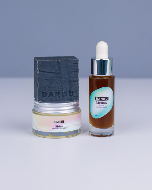 Pack facial media ECO de BANBU para piel mixta y grasa, incluye productos para cuidado facial y envejecimiento saludable.