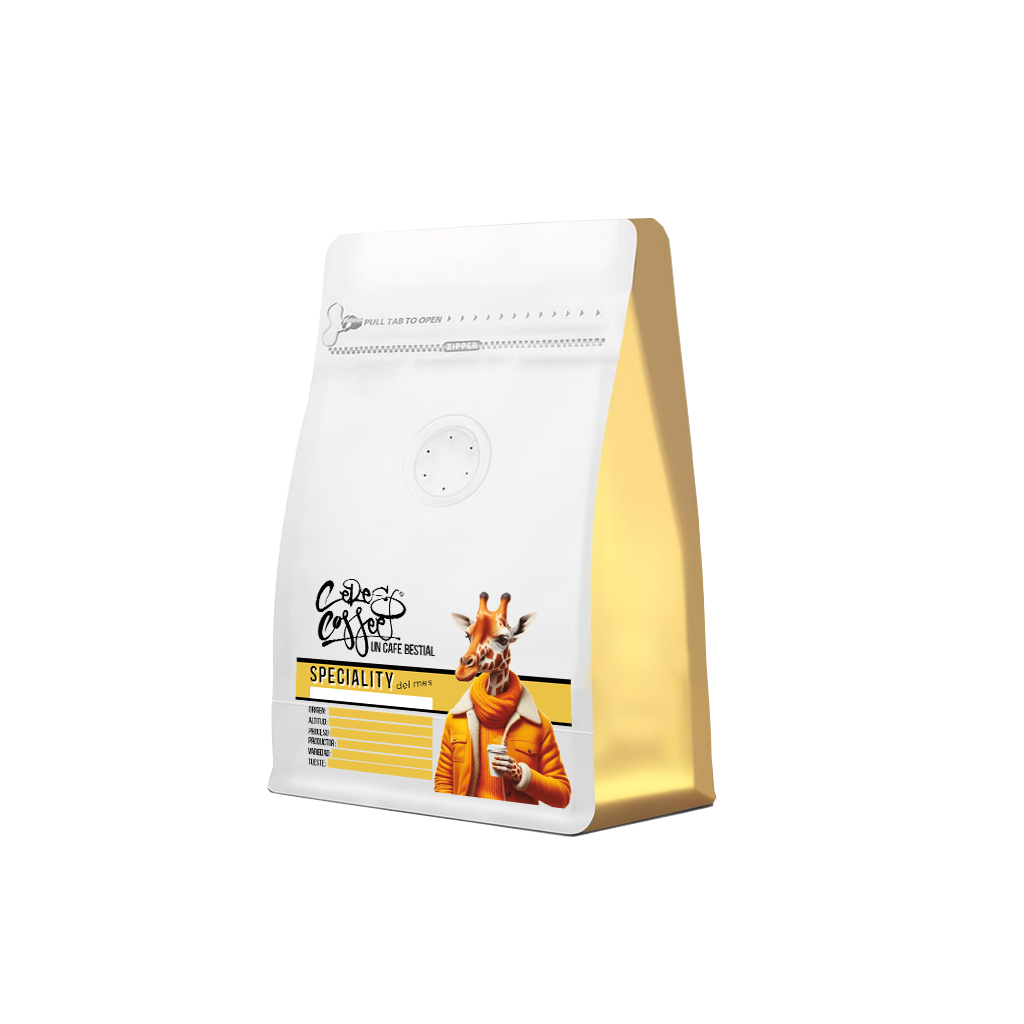 Café de especialidad Kenia Masai AA de Ceres Coffee, granos de café de alta calidad con certificación SCA 85.5 en una taza.