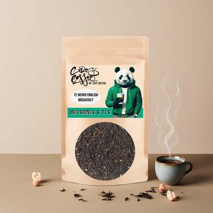 Té negro English Breakfast de Ceres Coffee en taza, mostrando las hojas de té y su color oscuro y aromático.