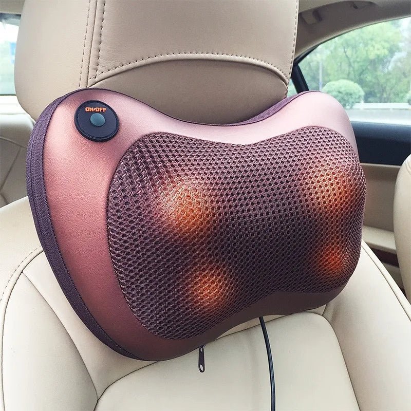 Almohada de masaje innovagizmo.com, con superficie acolchada y áreas de masaje para aliviar tensión en cuello y espalda.