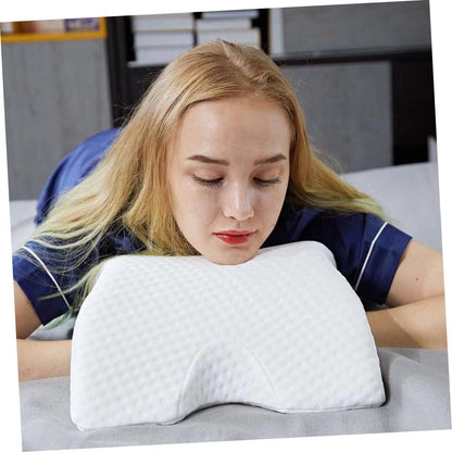 Almohada con diseño curvo antienmuestimiento de Innovagizmo, ideal para soporte y comodidad durante el descanso.