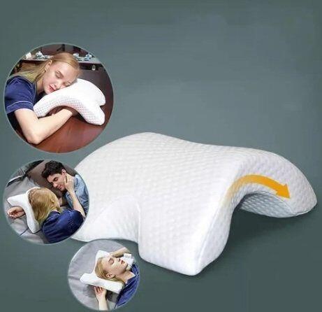 Almohada de diseño curvo antientumecimiento de innovagizmo.com, ideal para aliviar presión y mejorar la comodidad al dormir.