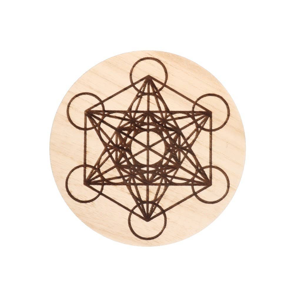 Altar de madera con símbolo de Metatrón, decorativo y espiritual, ideal para espacios de meditación y rituales religiosos.