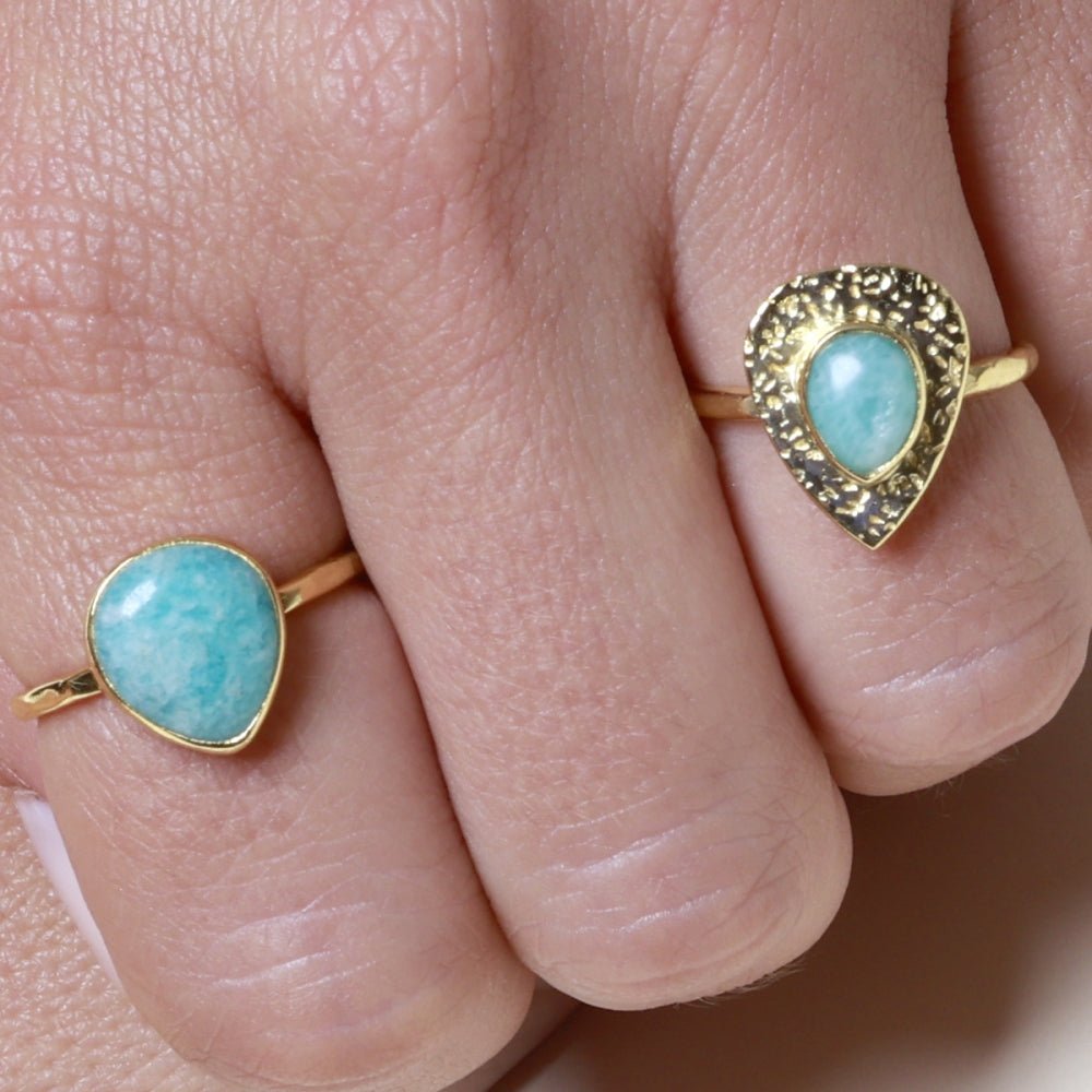 Anillo 'Amira' de Amazonita - Baño de Oro 18k