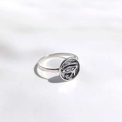 Anillo "Amuleto Ojo de Ra" en Plata de Ley 925