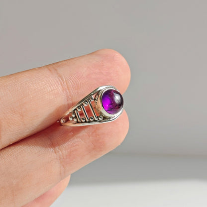 Anillo 'Laksmi' de Amatista - Plata de Ley