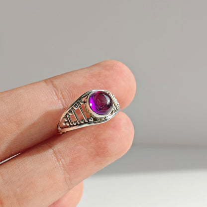 Anillo 'Laksmi' de Amatista - Plata de Ley