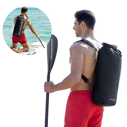 Bolsa estanca impermeable deportiva Dryhux de 20 L de Innovagizmo, ideal para proteger objetos en actividades acuáticas.