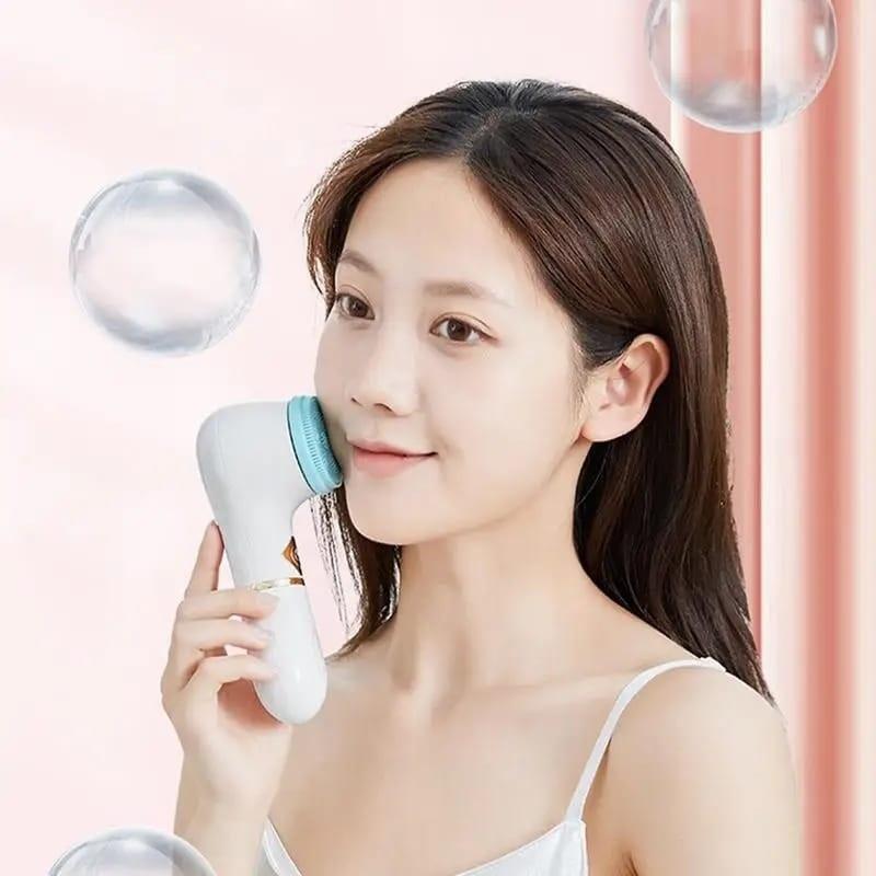 Cepillo de limpieza facial eléctrico de innovagizmo.com, con cerdas suaves para una limpieza profunda y suave de la piel.