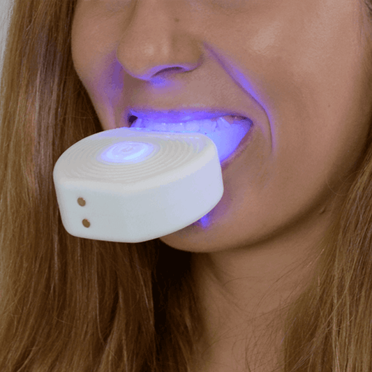 Cepillo dental automático 360º de innovagizmo, higiene rápida y sonrisa perfecta en 10 segundos, con diseño moderno y eficiente.