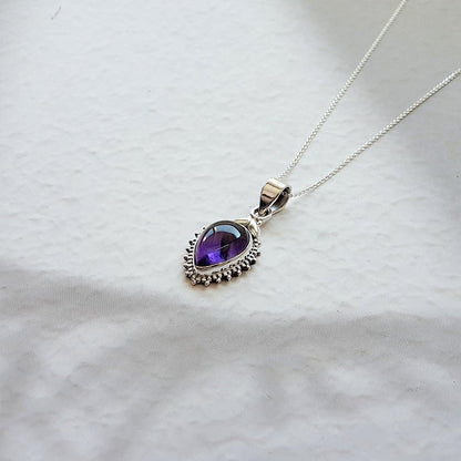 Colgante Agra Amatista y Plata de Ley 925 - Sensaido