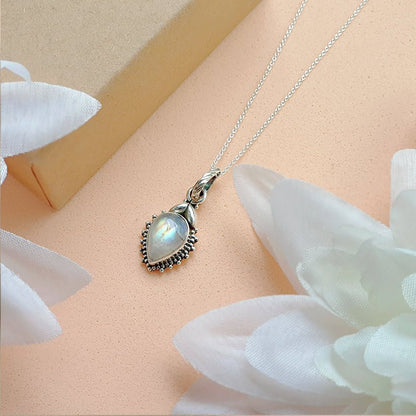 Colgante Agra Piedra de Luna y Plata de Ley 925 - Sensaido