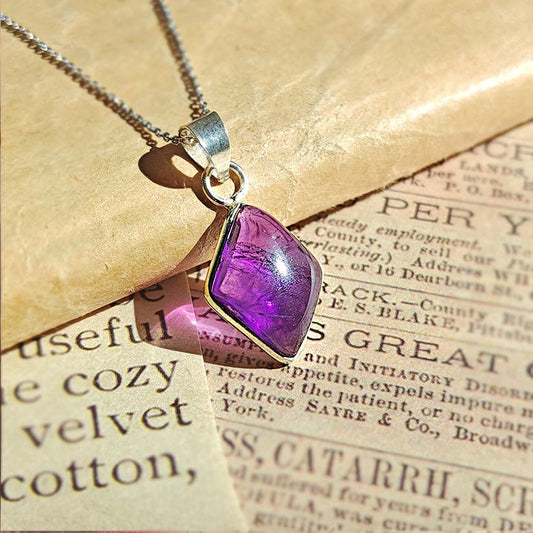 Colgante 'Aine' Amatista y Plata de Ley 925