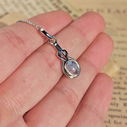 Colgante Arwen Piedra de Luna y Plata de Ley 925 - Sensaido