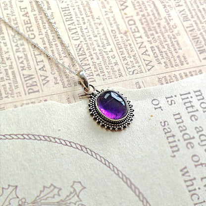 Colgante de plata de ley 925 con amatista en estilo Jaipur, hermoso y detallado, de la marca Mystical Tienda.