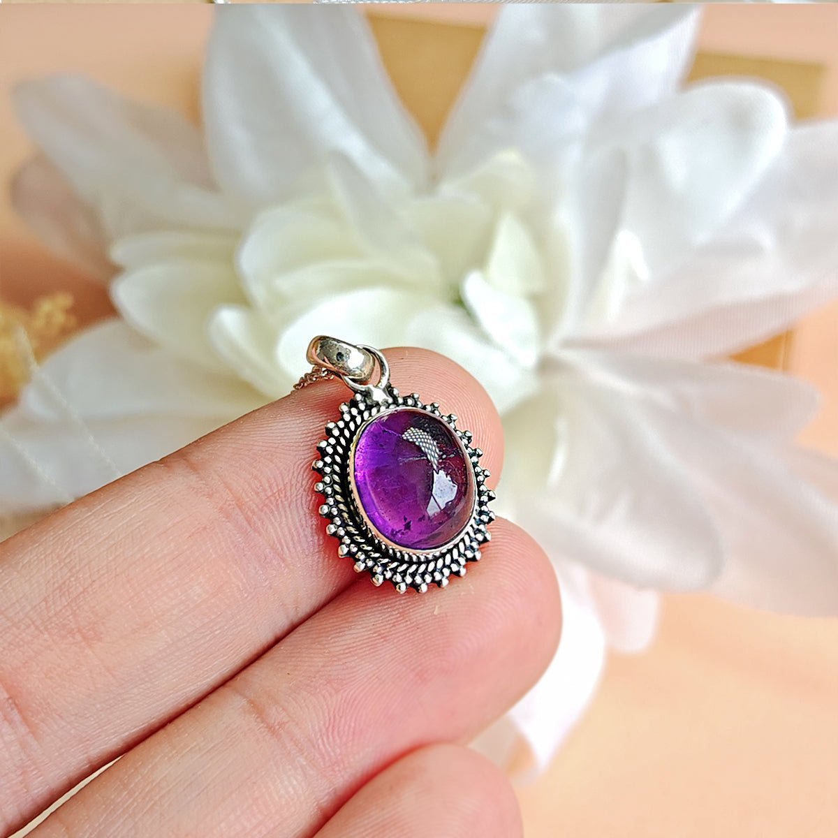 Colgante de plata de ley 925 con amatista en estilo Jaipur, diseñado por Mystical Tienda.