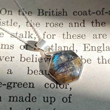 Colgante 'Mawu' Labradorita y Plata de Ley 925 - Sensaido