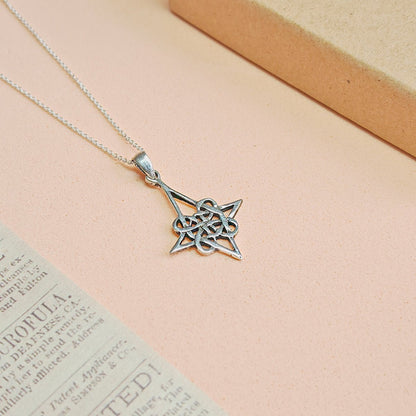 Colgante Nudo Celta Cuaternario en Plata de Ley 925