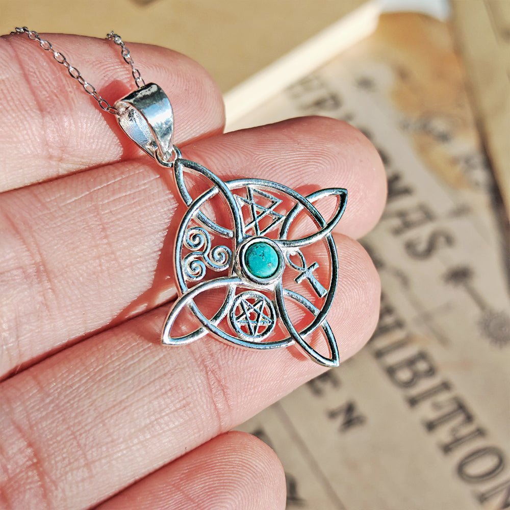 Colgante de plata de ley 925 con nudo de bruja, howlita y símbolos sagrados, diseño misterioso y espiritual.