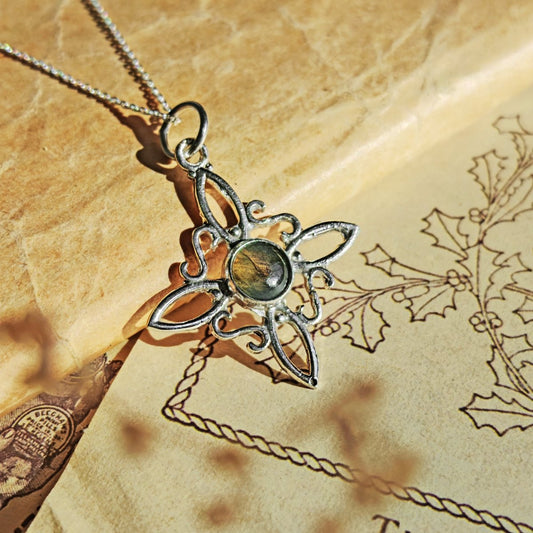 Colgante Nudo de Bruja en Plata de Ley 925 con Labradorita