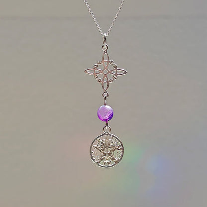Colgante de plata Nudo de Bruja y Tetragramaton con bola de amatista, diseño místico y elegante en plata S925.