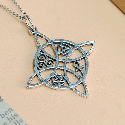 Colgante Nudo de Bruja y Amuletos de la Suerte en Plata de Ley 925