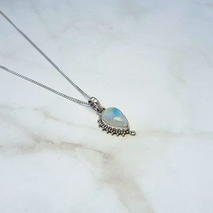 Colgante Varanasi Piedra de Luna y Plata de Ley 925