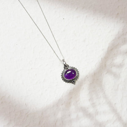 Colgante de plata de ley 925 con amatista en diseño elegante, ideal para accesorios de joyería Mystical Tienda