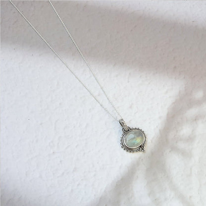 Colgante de plata de ley 925 con piedra de luna, estilo elegante y delicado, ideal para collar con diseño de Mystical Tienda.