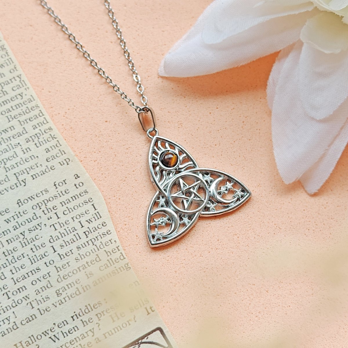 Collar Amuleto Triqueta Lunae Ojo de Tigre - Protección