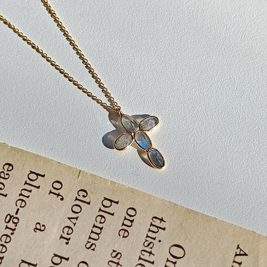 Collar Crux Labradorita -  Plata de Ley 925 & Baño de Oro 18K